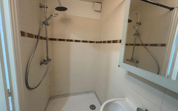 Appartement à louer    2 pièces • 28,67 m2 Paris 11