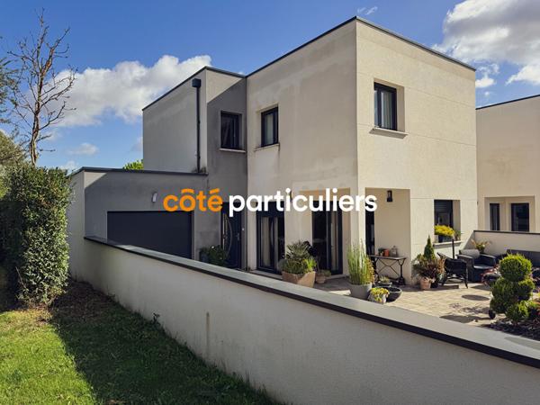 Vente Maison105 m² - 4 Pièces - SOLIERS (14540)