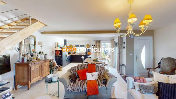 Vente Maison105 m² - 4 Pièces - SOLIERS (14540)