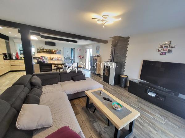 Maison 10 pièce(s) 4 chambre(s) 230 m²