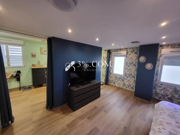 Maison 10 pièce(s) 4 chambre(s) 230 m²