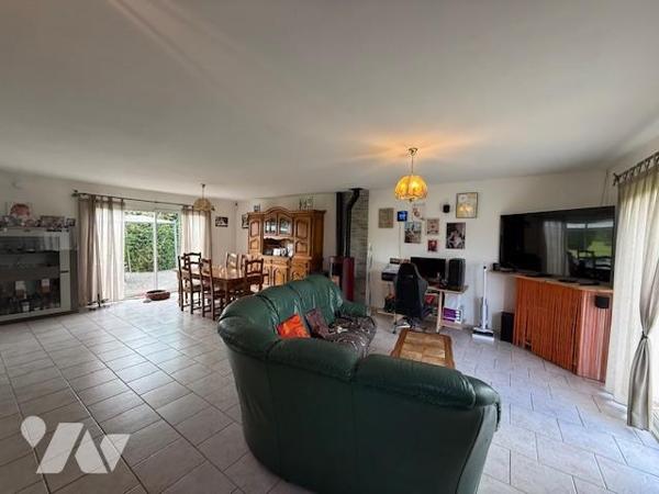 Entre Orbec Bernay Et Broglie maison plain-pied beaux volumes 5 CH
