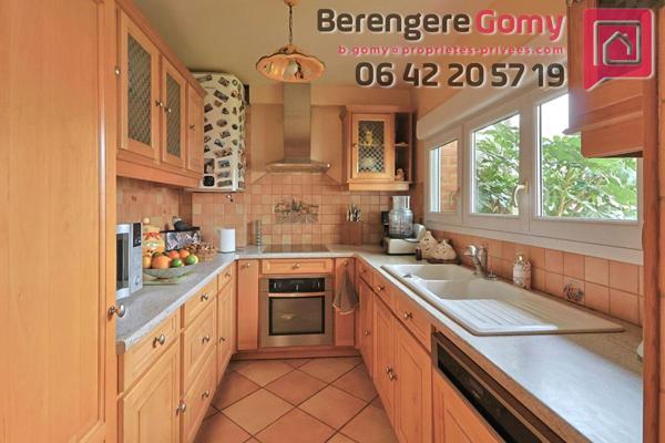 Maison avec vie de plain-pied possible (Chambre, SDE, WC au RDC)