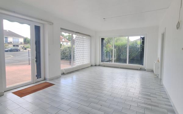 Appartement à louer    3 pièces •  Saint-Laurent-sur-Gorre