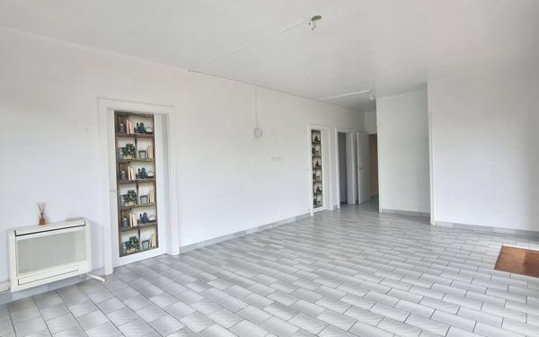 Appartement à louer    3 pièces •  Saint-Laurent-sur-Gorre