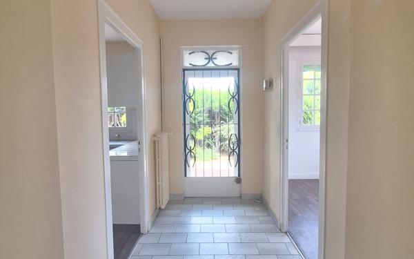 Appartement à louer    3 pièces •  Saint-Laurent-sur-Gorre