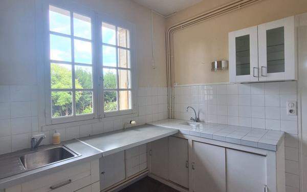 Appartement à louer    3 pièces •  Saint-Laurent-sur-Gorre