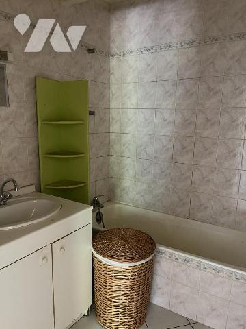 Maison 82 m² - proche commodités.