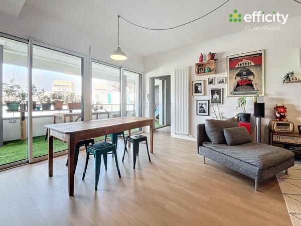 Appartement
         4 pièces
        - 80 m² 291 500 € *