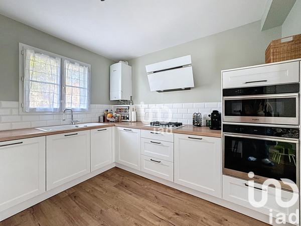 Location maison 5 pièces 95 m² Saint-Pierre-du-Perray