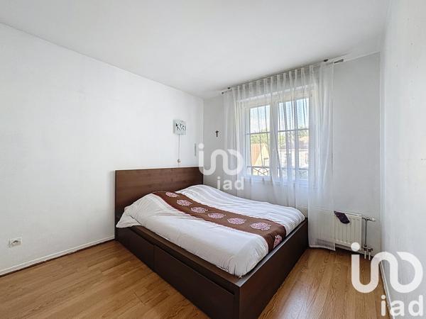 Location maison 5 pièces 95 m² Saint-Pierre-du-Perray