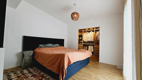 MAISON DE PLAIN PIED DE 160M² 5 PIECES PISCINE GARAGE