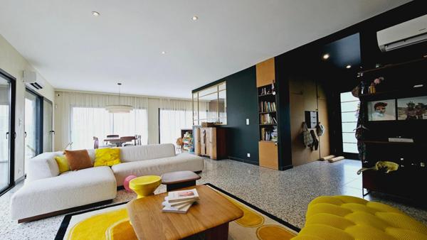 MAISON DE PLAIN PIED DE 160M² 5 PIECES PISCINE GARAGE