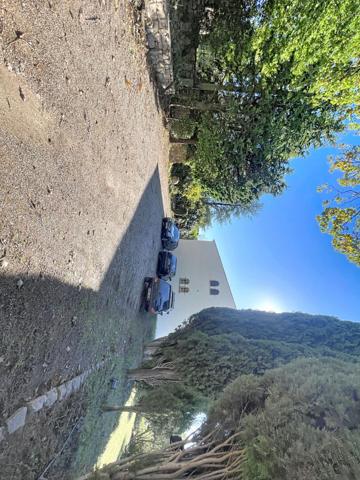 Peymeinade proche commerces centre à pied , Maison spacieuse 145 m2, 6 pièces, sur un terrain de 1250 m2