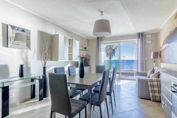 Cannes (06400) Cannes, adresse stratégique face à la mer