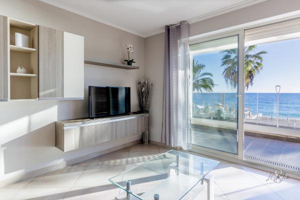 Cannes (06400) Cannes, adresse stratégique face à la mer