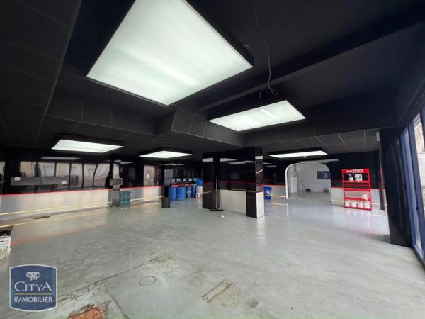 Local commercial à louer 213m² Le Mans (72000)