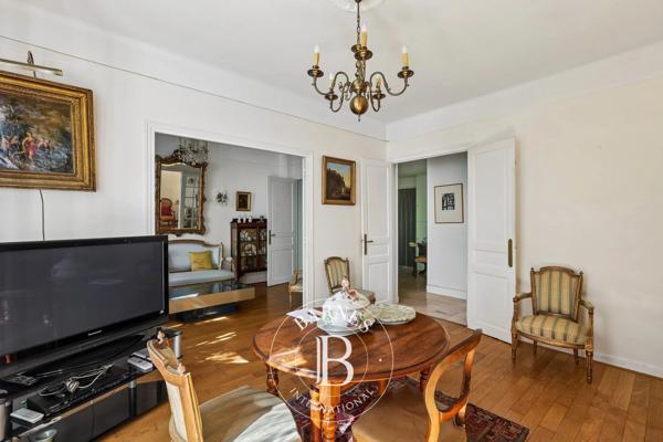 Paris 16ème, Appartement 1 Chambre -  74 m² à vendre