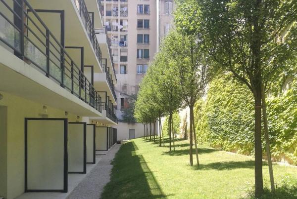 INVESTISSEMENT LOCATIF  MARSEILLE 3 EME ARRONDISSEMENT - Résidence étudiante Provence - Studilodge - 6,02%  de rentabilité.