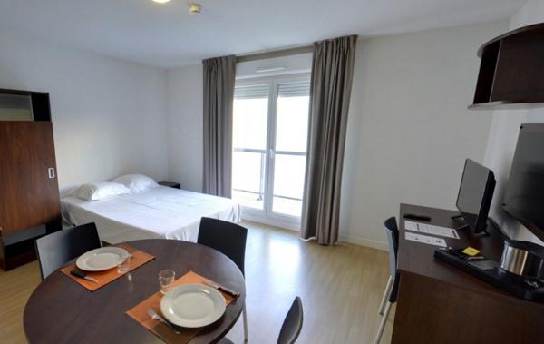 INVESTISSEMENT LOCATIF  MARSEILLE 3 EME ARRONDISSEMENT - Résidence étudiante Provence - Studilodge - 6,02%  de rentabilité.
