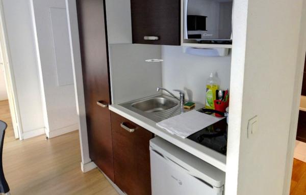 INVESTISSEMENT LOCATIF  MARSEILLE 3 EME ARRONDISSEMENT - Résidence étudiante Provence - Studilodge - 6,02%  de rentabilité.
