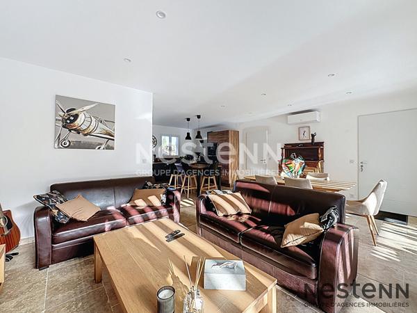 Maison neuve T4 92 m2 R+1 jardin paysager à Trets vue Sainte Victoire