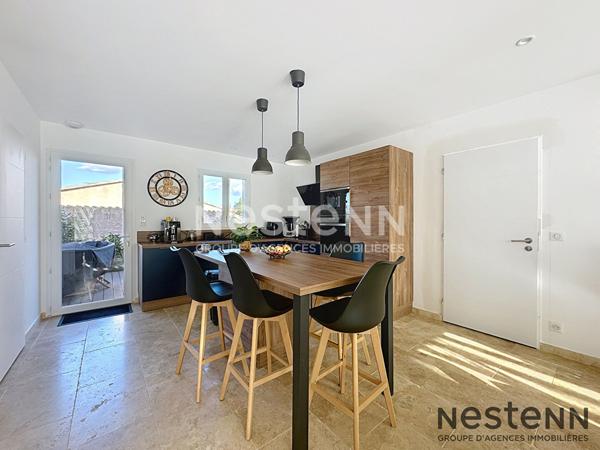 Maison neuve T4 92 m2 R+1 jardin paysager à Trets vue Sainte Victoire