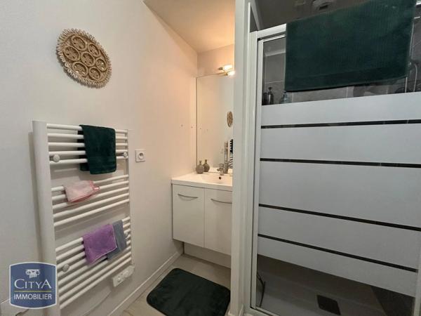 Appartement à louer 2 pièces 42.3m² Le Mans (72100)