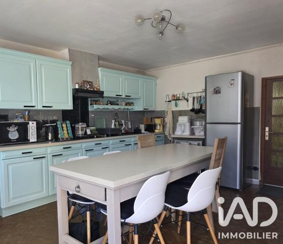 Maison à vendre 10 pièces 210 m² Thouron