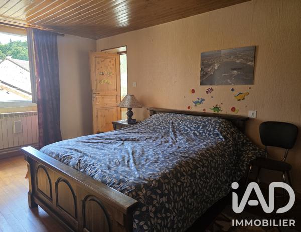 Maison à vendre 10 pièces 210 m² Thouron