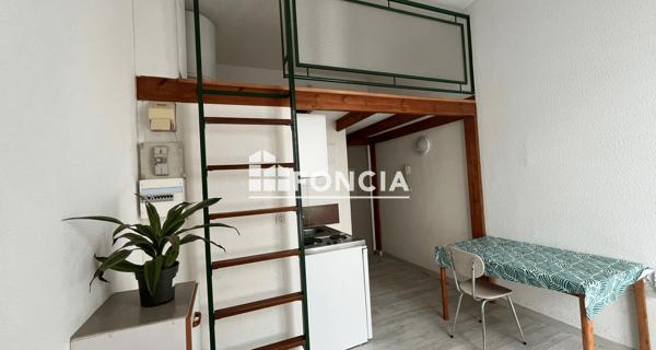 Location Studio 15.3 m² - Le Mans 72000