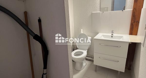 Location Studio 15.3 m² - Le Mans 72000