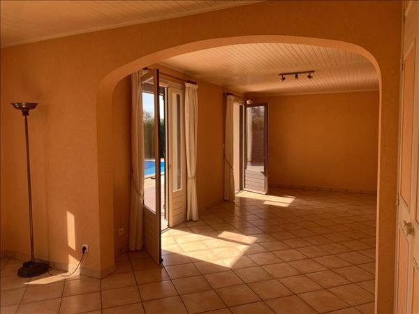 Maison à louer |  FLEURANCE |  4 pièces | 104 m²