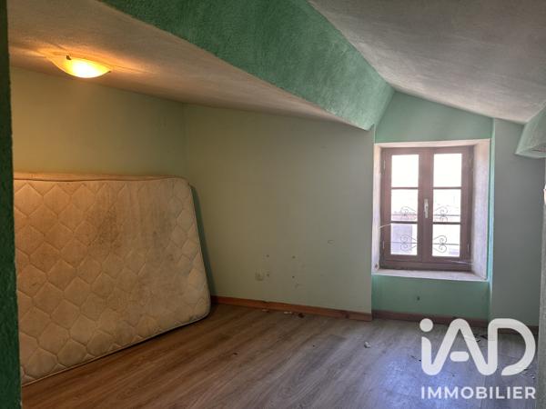 Maison à vendre 8 pièces 236 m² Limalonges