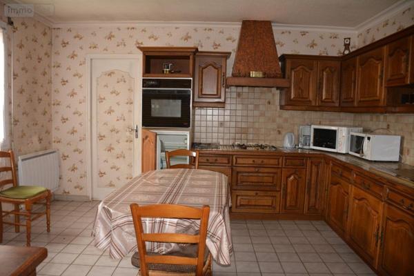 Maison à vendre à Château-Gontier-sur-Mayenne en Mayenne (53200), ref : 53039-404