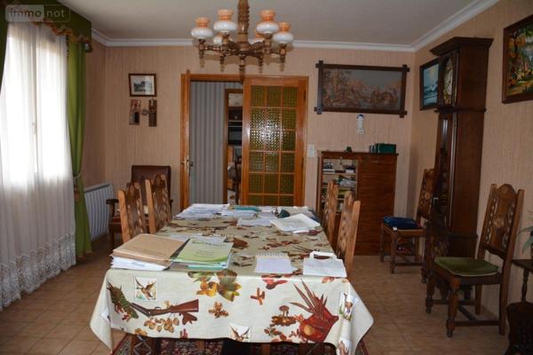 Maison à vendre à Château-Gontier-sur-Mayenne en Mayenne (53200), ref : 53039-404