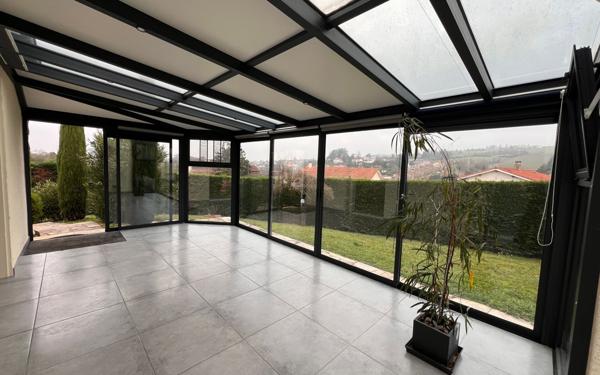 Maison à louer    4 pièces •  Saint-Martin-la-Plaine