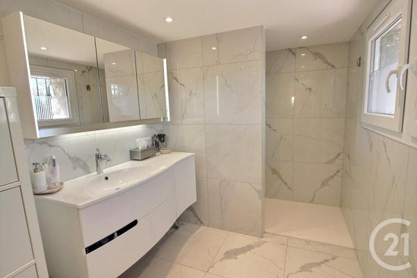 Maison à vendre  8 pièces - 250 m2 LE ROURET - 06