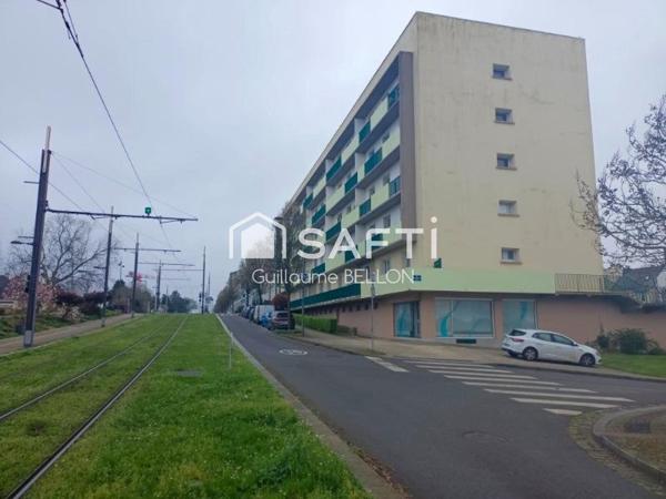Local commercial Recouvrance