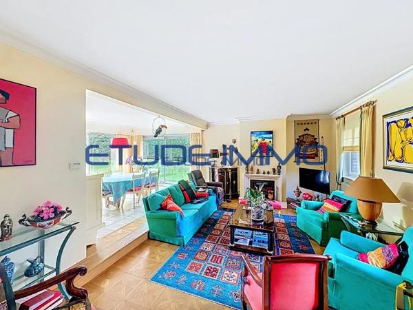 MAISON A VENDRE - MARCQ EN BAROEUL CROISE LAROCHE - 144 m 2 - 950 000 €