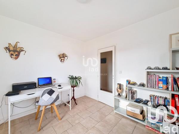 Maison traditionnelle 5 pièces de 150 m² à Anet (28260)