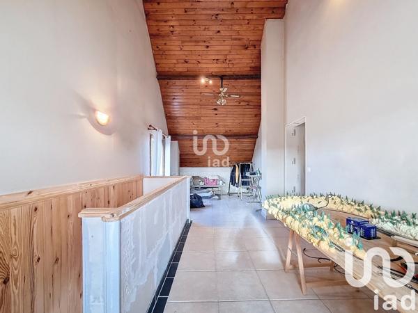 Maison traditionnelle 5 pièces de 150 m² à Anet (28260)