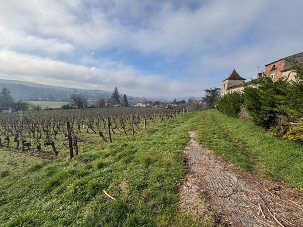 Ensemble en pierre à 5' de Cahors Lamagdelaine