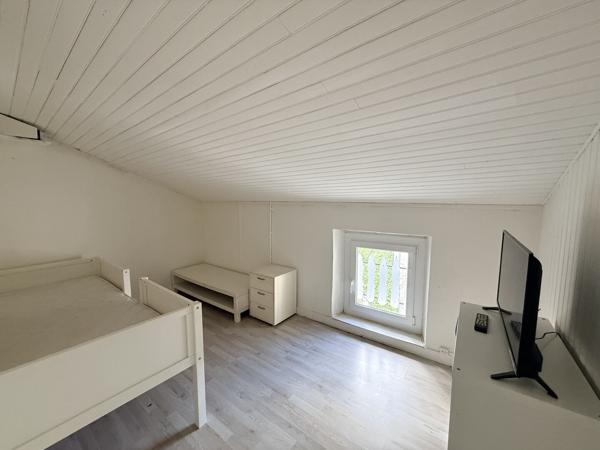 Maison de village avec terrasse