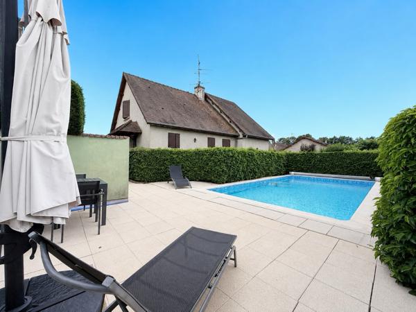 Maison Izeure 6 pièce(s) 175 m2