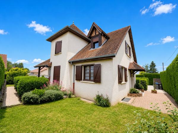 Maison Izeure 6 pièce(s) 175 m2