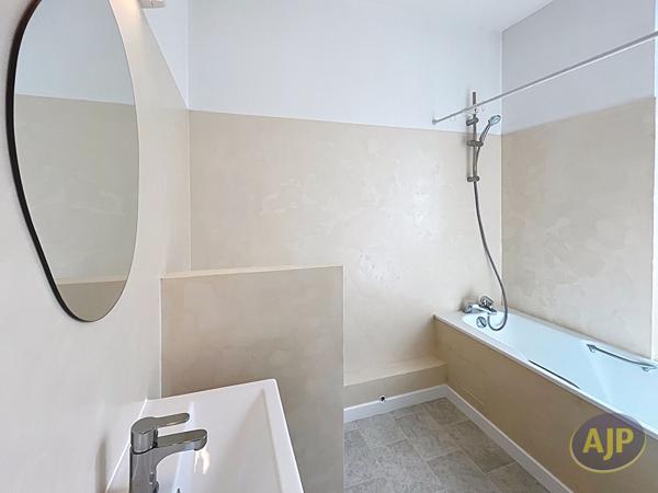 Location appartement Cholet : 420 € - AJP Immobilier Cholet
