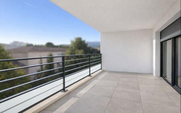 Appartement à vendre    3 pièces • 74 m2 Marseille 9