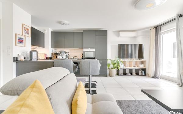 Appartement à vendre    3 pièces • 74 m2 Marseille 9