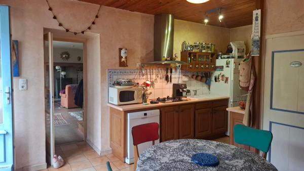 MAISON AU CALME A QUELQUES KM DU CENTRE DE BREHAL